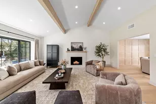 8390 Cliffridge Ln, La Jolla, CA 92037 - Photo 16