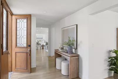 2518 Caminito La Paz, La Jolla, CA 92037 - Photo 4