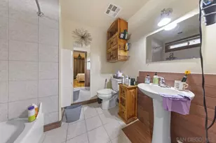 1380 Oak Hill Dr, Escondido, CA 92026 - Photo 18