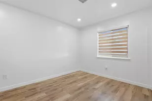 7742 Shorewood Dr, San Diego, CA 92114 - Photo 32