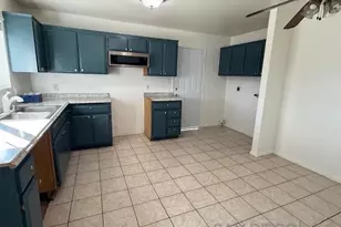 23930 Elsinore Ln, Menifee, CA 92587 - Photo 16