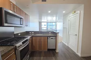 321 Tenth Ave, San Diego, CA 92101 - Photo 4