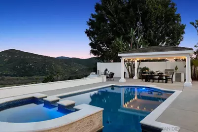  2814 Paseo Del Sol, Escondido, CA 92025 - Photo 2