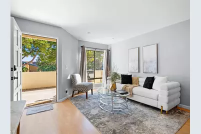  1568 Thomas Ave, San Diego, CA 92109 - Photo 2