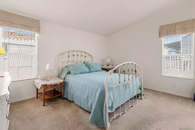  14089 Pomegranate Ave #214, Poway, CA 92064 - Photo 12