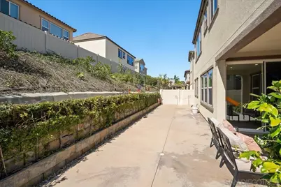  683 Grant Ct, Vista, CA 92083 - Photo 34