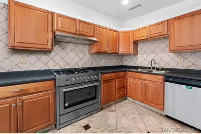  7696 Kiwi St, San Diego, CA 92123 - Photo 8
