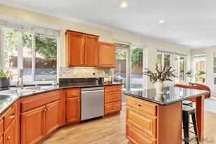 8786 Gracilior Ct, Escondido, CA 92026 - Photo 14