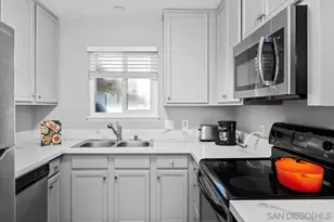 1756 Esssex St, San Diego, CA 92103 - Photo 12