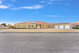 14492 Mast Ln, Helendale, CA 92342 - Photo 1