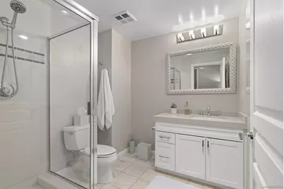  555 Front St. #1501, San Diego, CA 92101 - Photo 32