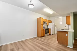 41410 Juniper St, Murrieta, CA 92562 - Photo 6