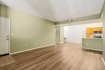  41410 Juniper St #6-14, Murrieta, CA 92562 - Photo 4