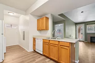 41410 Juniper St, Murrieta, CA 92562 - Photo 12