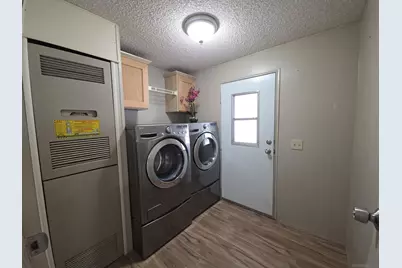  4832 Old Cliffs Rd, San Diego, CA 92120 - Photo 16