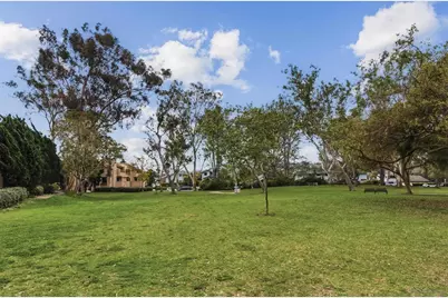  8368 Via Sonoma, La Jolla, CA 92037 - Photo 34