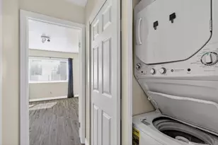 7545 Charmant Dr, San Diego, CA 92122 - Photo 14