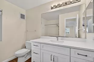 7545 Charmant Dr, San Diego, CA 92122 - Photo 12