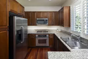 10910 Serafina Ln, San Diego, CA 92128 - Photo 12