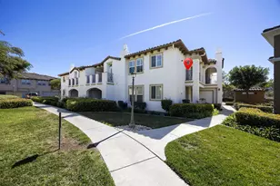 10910 Serafina Ln, San Diego, CA 92128 - Photo 2