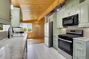 3956 El Canto, Spring Valley, CA 91977 - Photo 8