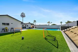 1110 Sea Village Dr, Cardiff, CA 92007 - Photo 16