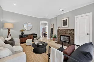 1435 Robinson Ave, San Diego, CA 92103 - Photo 2