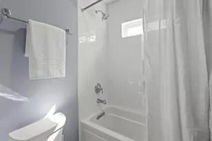 816 F, Coronado, CA 92118 - Photo 30