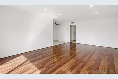  725 E 4th Ave #Unit G, Escondido, CA 92025 - Photo 8