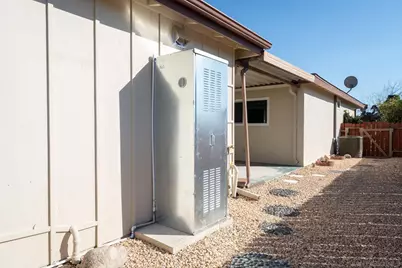  2398 San Bernardo Ave, Hemet, CA 92545 - Photo 34