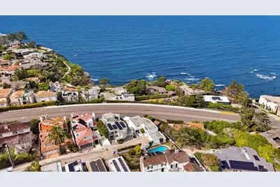  1550 Bluebird Ln, La Jolla, CA 92037 - Photo 2