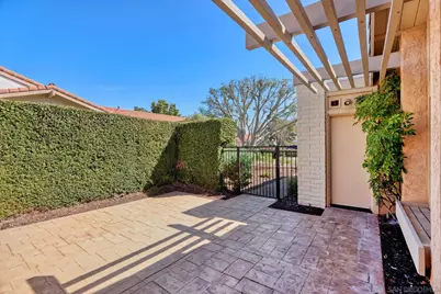  1609 Caminito Asterisco, La Jolla, CA 92037 - Photo 2