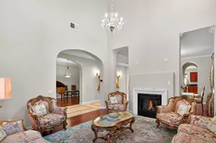 18410 Lakepointe Dr, Riverside, CA 92503 - Photo 10