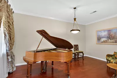  18410 Lakepointe Dr, Riverside, CA 92503 - Photo 8