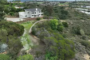 700 Selma Pl, San Diego, CA 92114 - Photo 2