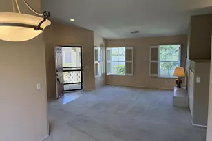 40581 Corte Albara, Murrieta, CA 92562 - Photo 10