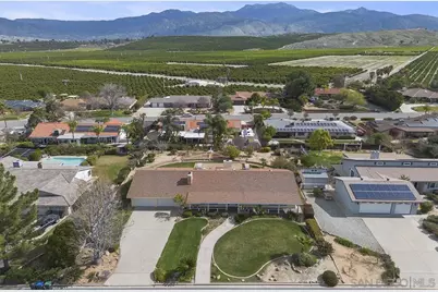  43860 Mandarin Drive, Hemet, CA 92544 - Photo 2