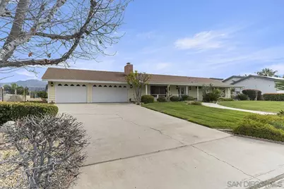  43860 Mandarin Drive, Hemet, CA 92544 - Photo 4