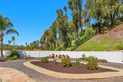  2622 Half Dome Pl, Carlsbad, CA 92010 - Photo 48