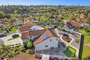 2622 Half Dome Pl, Carlsbad, CA 92010 - Photo 4