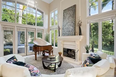  7132 Tern Place, Carlsbad, CA 92011 - Photo 2