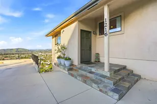 1216 Merritt Dr, El Cajon, CA 92020 - Photo 4