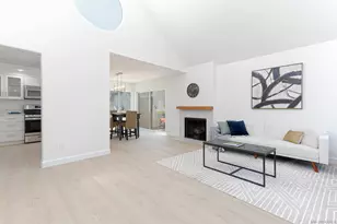 359 N Melrose Dr H, Vista, CA 92083 - Photo 4