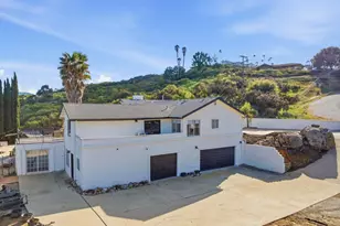 13883 Sage Mountain Ln, Jamul, CA 91935 - Photo 4