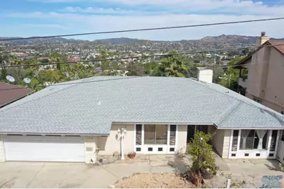  1024 Circle Dr, Escondido, CA 92025 - Photo 2
