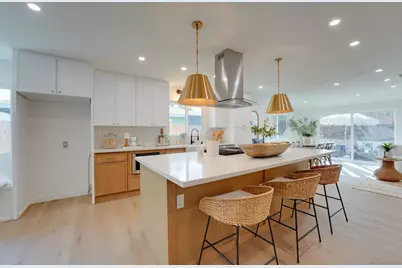  2927 Governor Dr, San Diego, CA 92122 - Photo 10