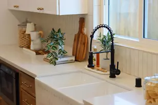 2927 Governor Dr, San Diego, CA 92122 - Photo 6