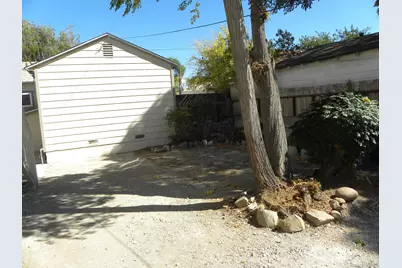  652 S Orange Ave, El Cajon, CA 92020 - Photo 12