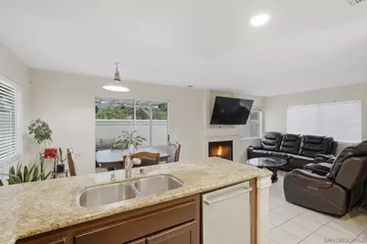  12233 Via Hacienda, El Cajon, CA 92019 - Photo 8
