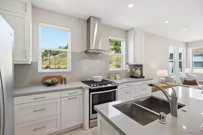  2814 Avella Cir, San Diego, CA 92108 - Photo 6